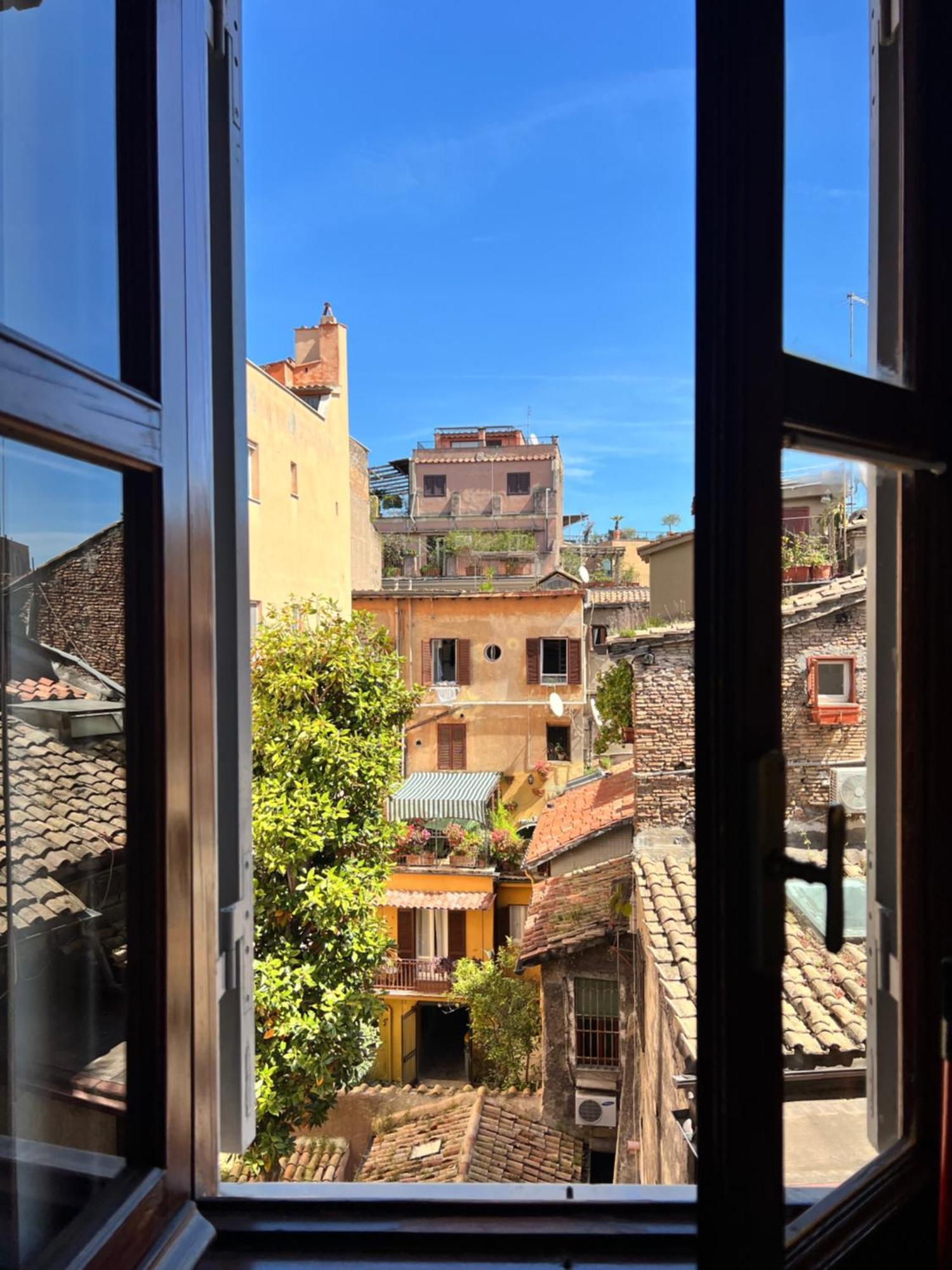 Trastevere Al Leopardo Rome Luaran gambar